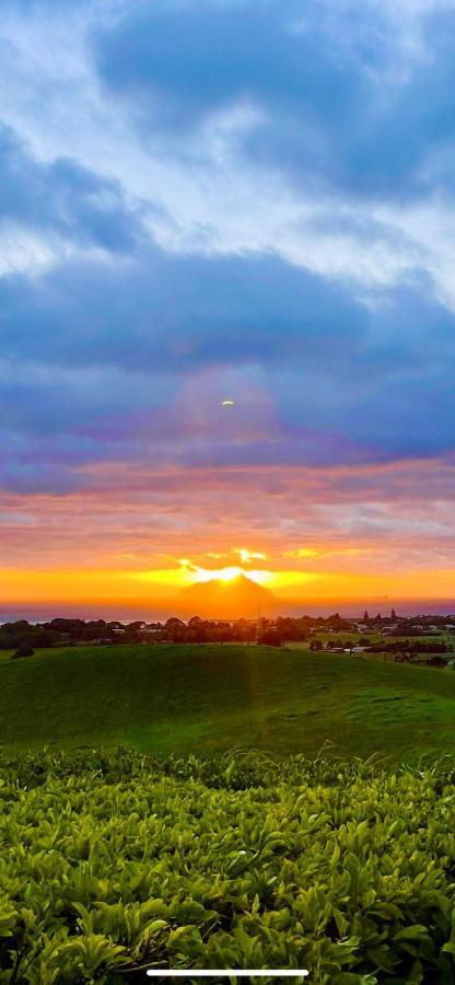 Views To Unwind - Self Contained Unit W/King Bed Hotel Ruakaka Exterior photo